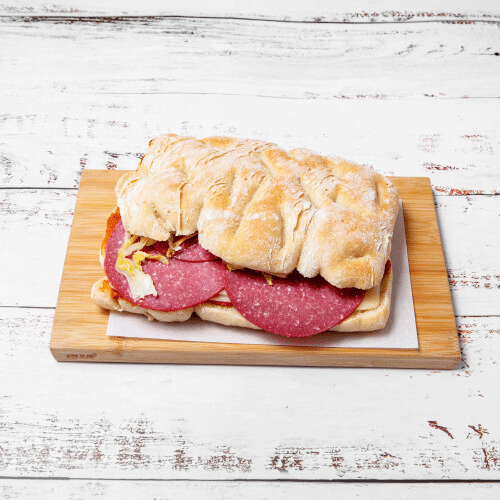 Pane Romana Salame