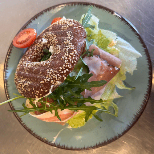 Schinken und Rührei Bagel