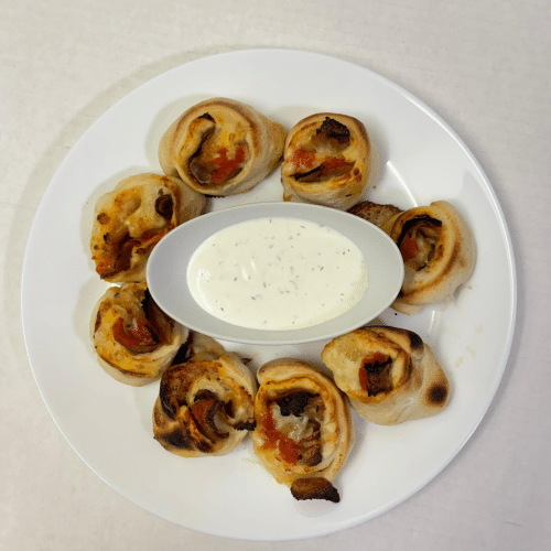 Gefüllte Pizzabrötchen mit Käse (8 Stück)