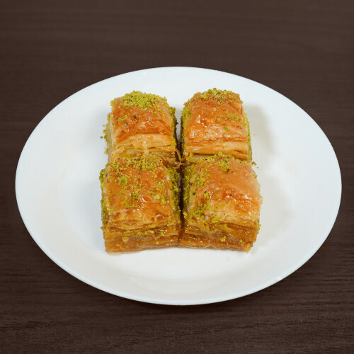 Baklava ( 2 Stück ) 40gr ca.4x4x4 cm