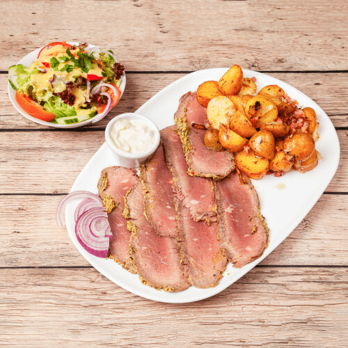 Roastbeef, Bratkartoffeln, Salat