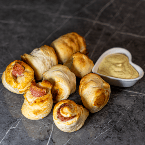 Pizzabrötchen mit Salami