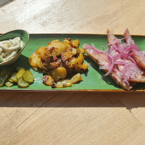 Schweinskopfsülze mit Bratkartoffel