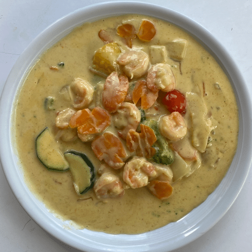 Garnelen mit Kokosmilch und gelber Currysauce