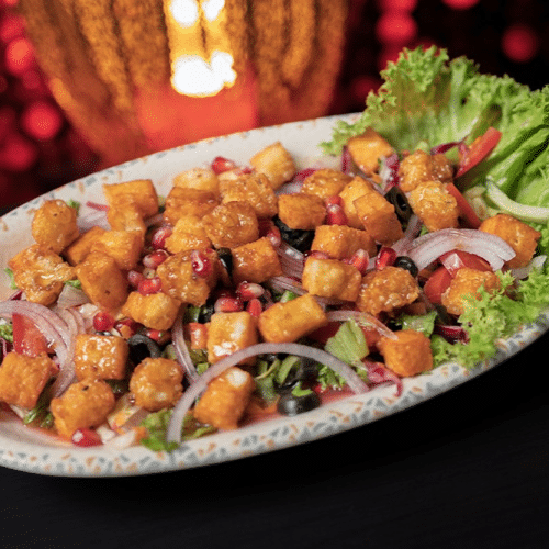 24. Gemischter Salat mit Halloumi