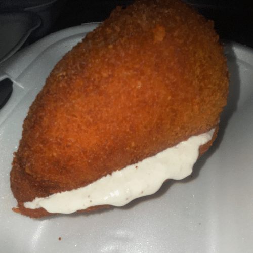 Arancino Ragu mit Parmesancreme