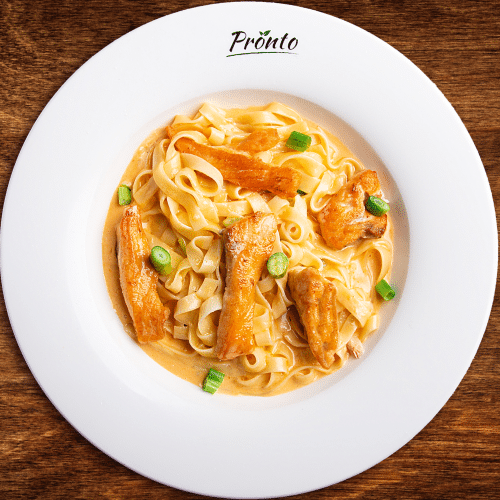 Fettucine con Salmone