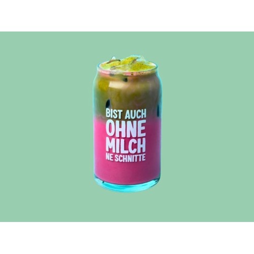 Strawberry Iced Matcha Latte 400ml