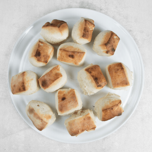 Gefüllte Pizzabrötchen mit Käse (8 Stück)
