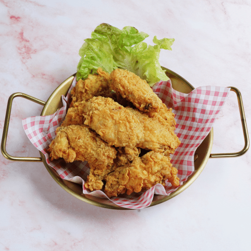 Knusprige Chicken Wings mit Honig-Senf Soße