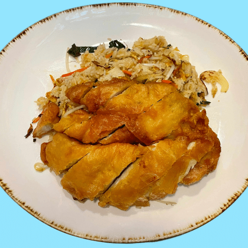 Eierreis mit gebackenem Hühnerfilet,