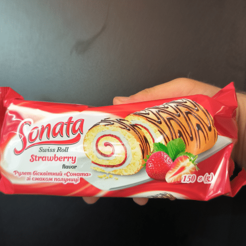 Sonata Swiss Roll Strawberry
