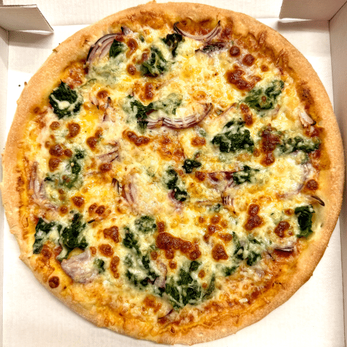 Pizza Mozzarella, Spinat und Zwiebeln