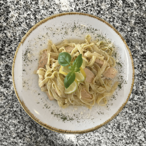 Pasta Sahne Lachs