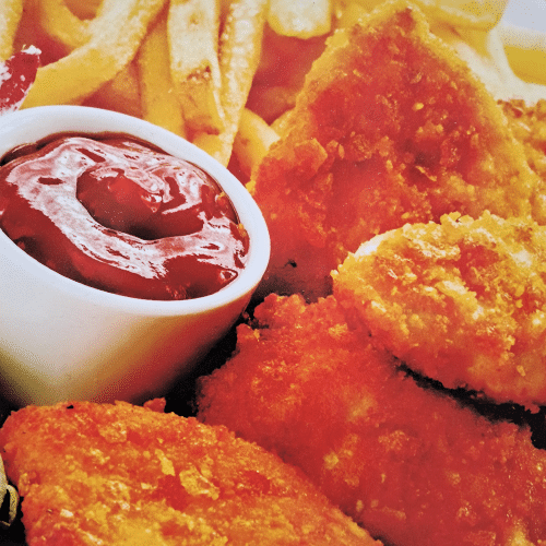Chicken Nuggets mit Pommes Frites