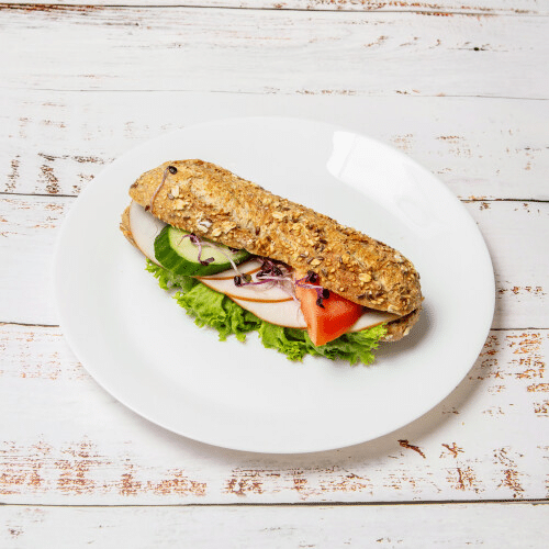 Baguette Brötchen mit Putenbrust