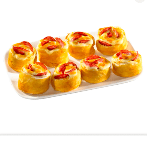 Gefüllte Pizza Brötchen mit Sucuk