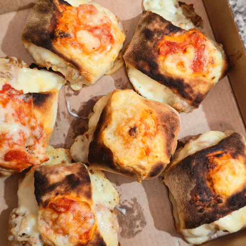 Pizzabrötchen mit Käse (6 Stück)