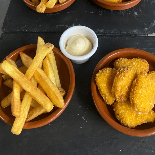 Chicken Nuggets mit Pommes