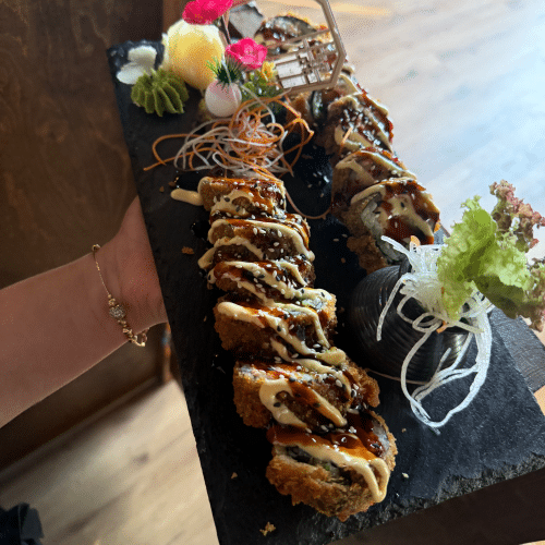 Crunchy Crispy Chicken, Gurke, Avocado