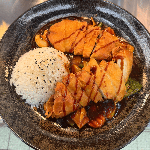 Kung Po Art - mit gebackenem Hühnerbrustfilet