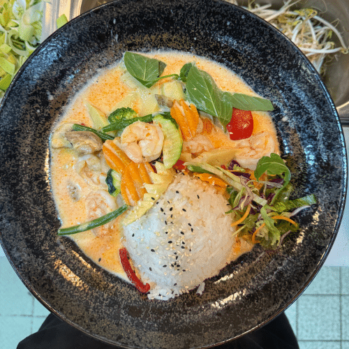 Roter Kokos-Curry - mit Garnelen