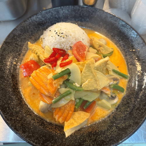 Roter Kokos-Curry - mit Tofu