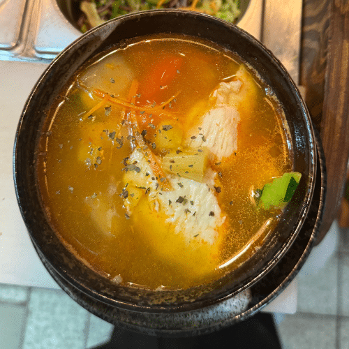 Tom Yam - mit Hühnerfleisch