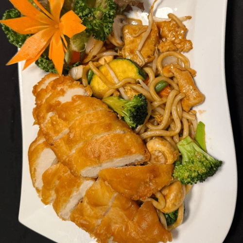 Udon Yaki - mit gebackenem Hühnerbrustfilet