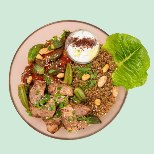 Grün Okra Hähnchen Bowl