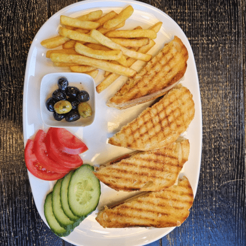 Toast Menü mit Sucuk