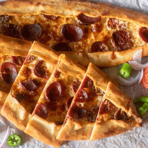 Pide mit Sucuk