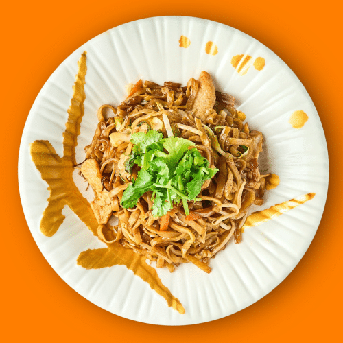 Gebratene Nudeln mit Hähnchen