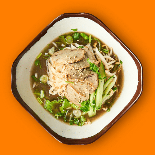Nudelsuppe mit Schwein