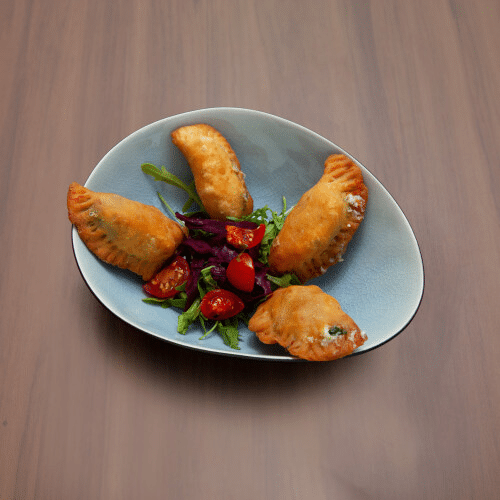 Sambouse mit Käse (4 Stück)
