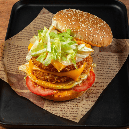 Crunchy Chicken-Cheeseburger