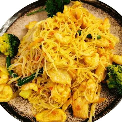 Gebratene Nudeln mit Hühnerfleisch