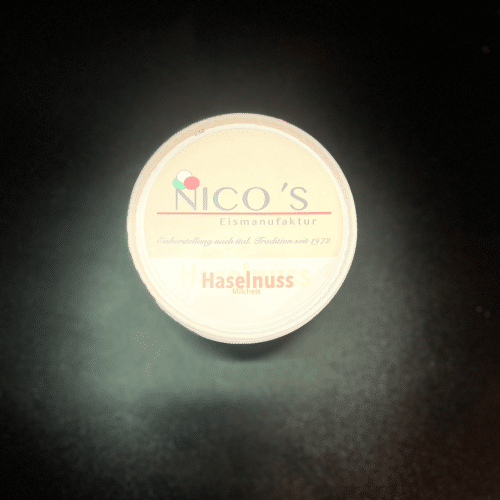 Nicos Haselnuss
