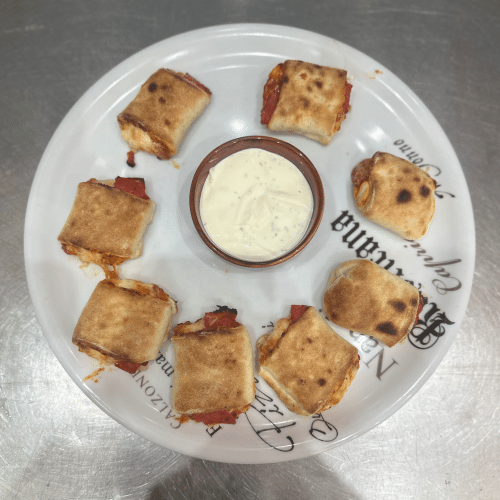 Gefüllte Pizzabrötchen Thunfisch