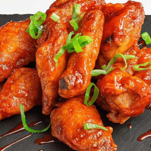 6 Hühnerflügel mit Knochen mit 1 Sauce Ihrer Wahl Halal