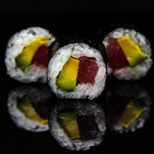 Thunfisch-Avocado Maki