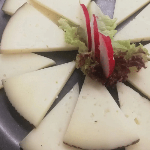 Plato Manchego