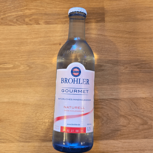 Wasser still 0,25l