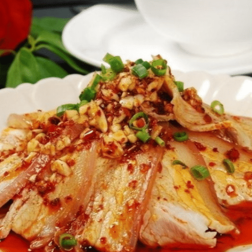 Schweinefleischscheiben 蒜泥白肉