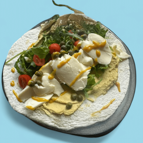 Veggie- Wraps mit Mozzarella und Hummus
