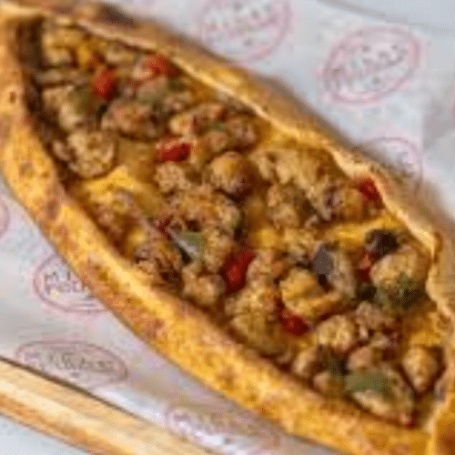 Manaqisch mit Hähnchen