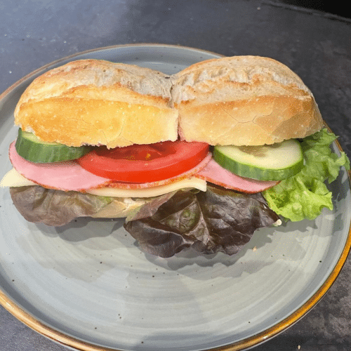 Belegtes mit Schinken und Käse