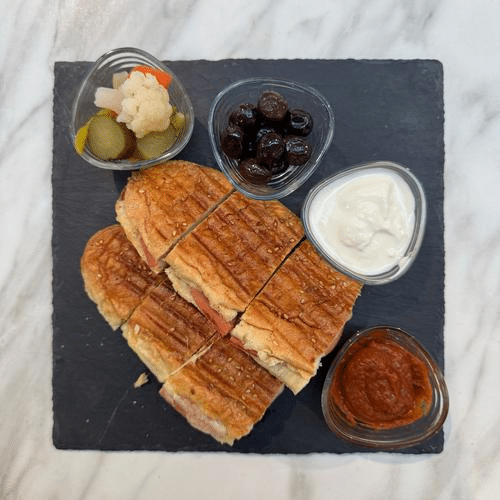 Tavuk Cheesy Toast (30cm)