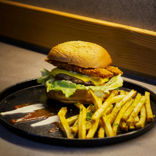 Cheese Chicken Burger (Halal )
