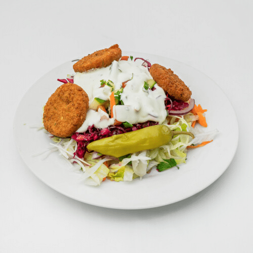 Gemischter Salat mit Falafel